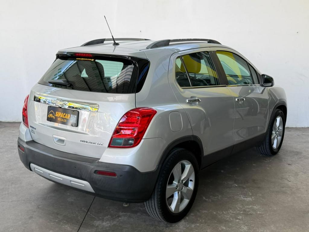 CHEVROLET Tracker - Foto