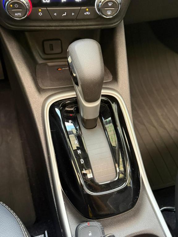 CHEVROLET Tracker - Foto