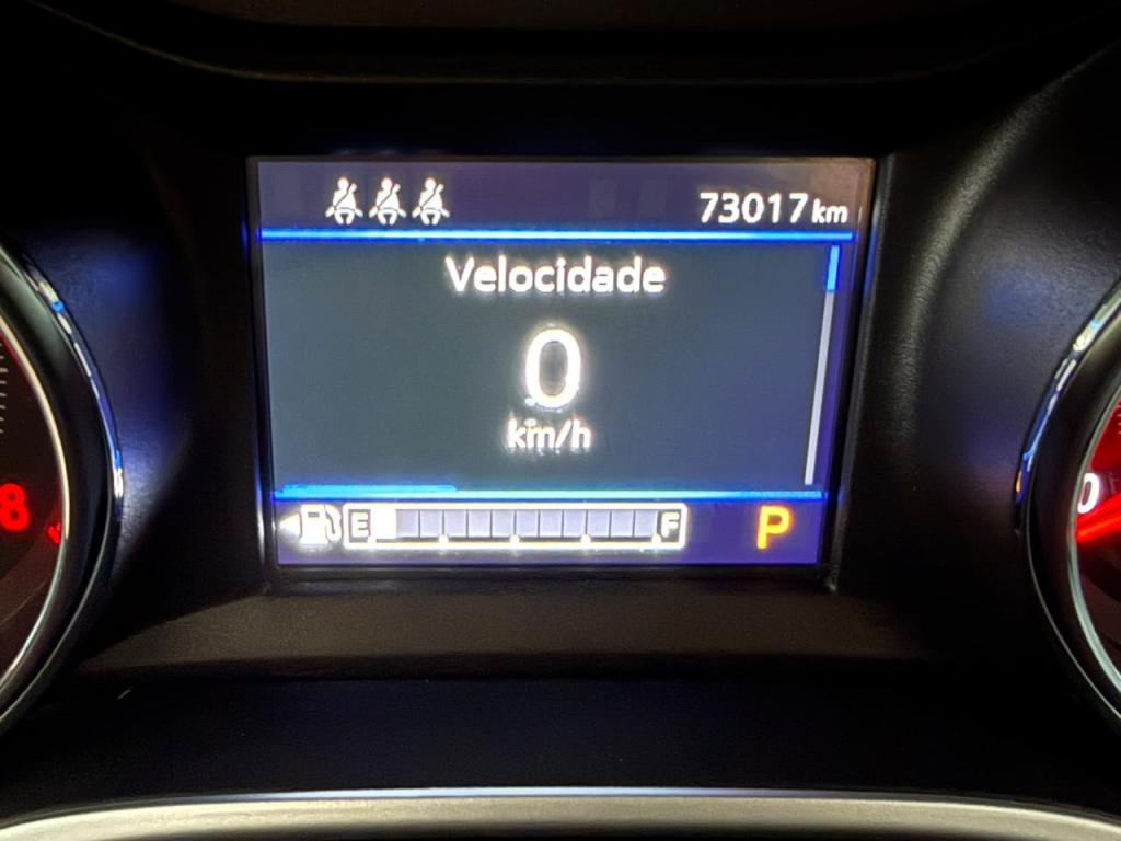 CHEVROLET Tracker - Foto