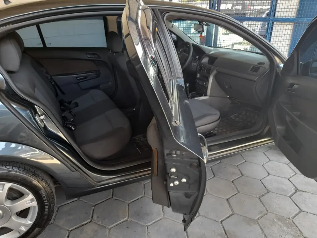 CHEVROLET Vectra Sedan - Foto