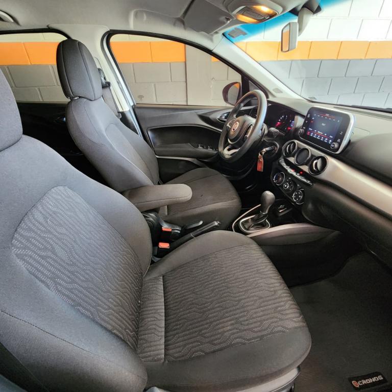 FIAT Cronos - Foto