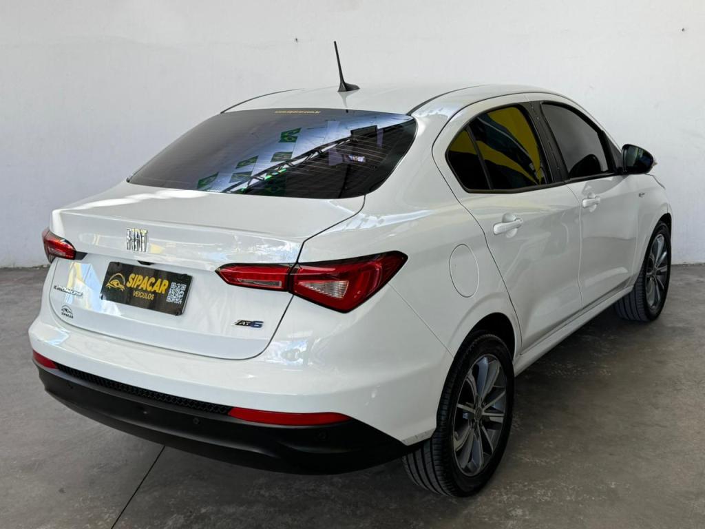 FIAT Cronos - Foto