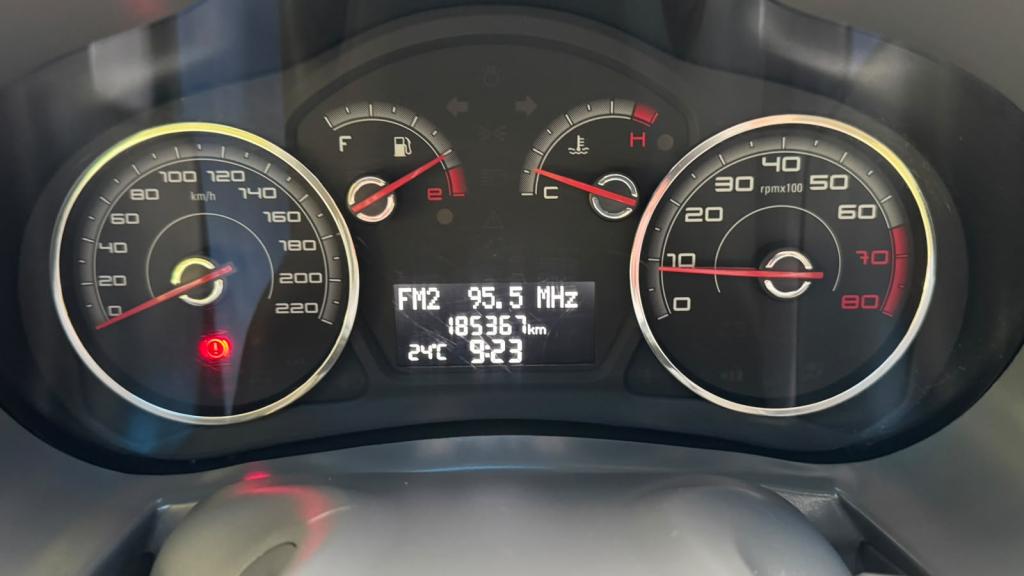 FIAT Grand Siena - Foto