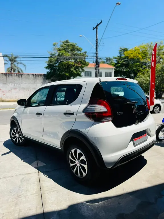 FIAT Mobi - Foto