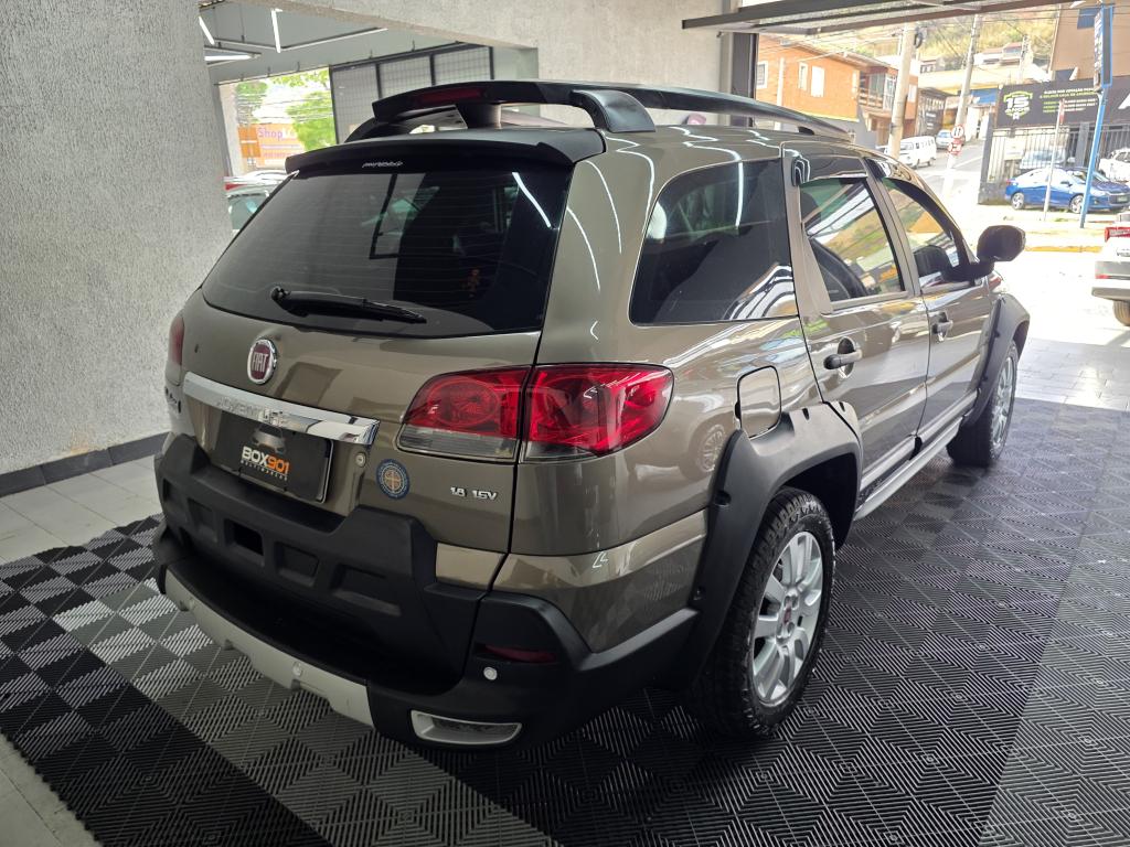 FIAT Palio Weekend - Foto