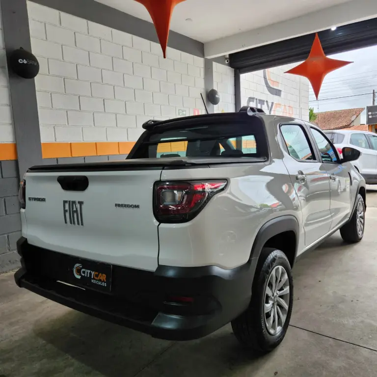 FIAT Strada - Foto