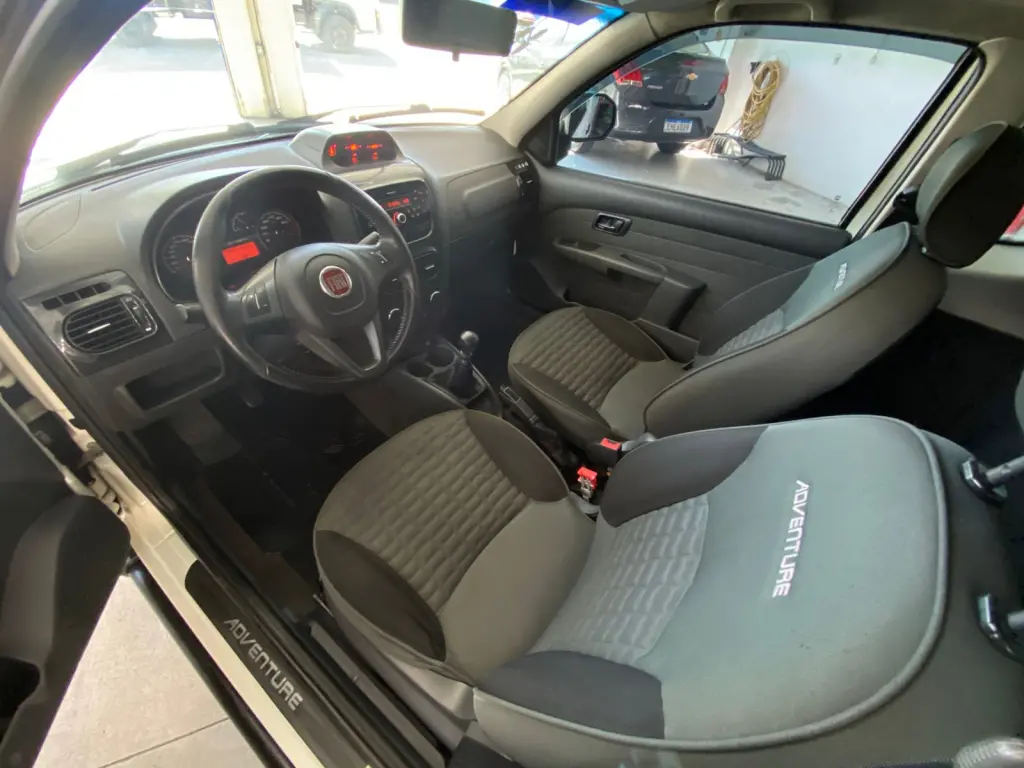 FIAT Strada - Foto