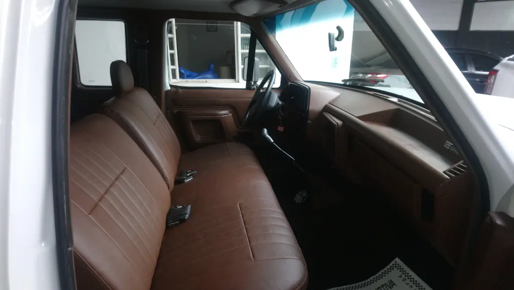 FORD F-1000 - Foto