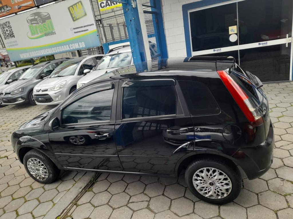 FORD Fiesta Hatch - Foto