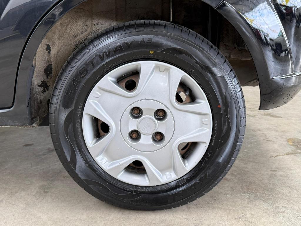 FORD Fiesta Hatch - Foto