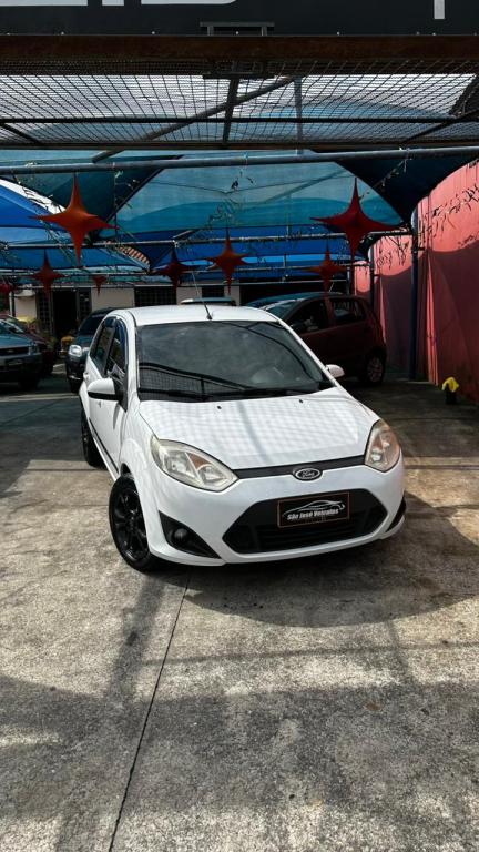 FORD Fiesta Hatch - Foto