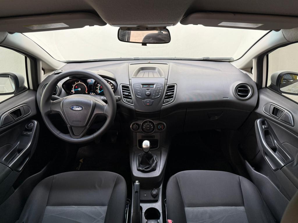 FORD Fiesta Hatch - Foto