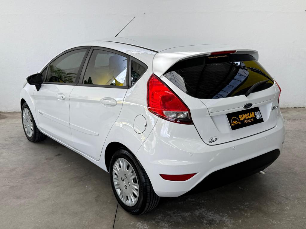 FORD Fiesta Hatch - Foto