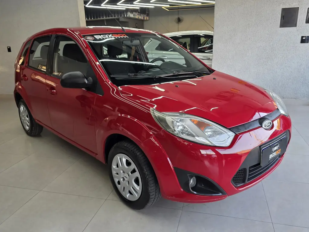 FORD Fiesta Hatch - Foto
