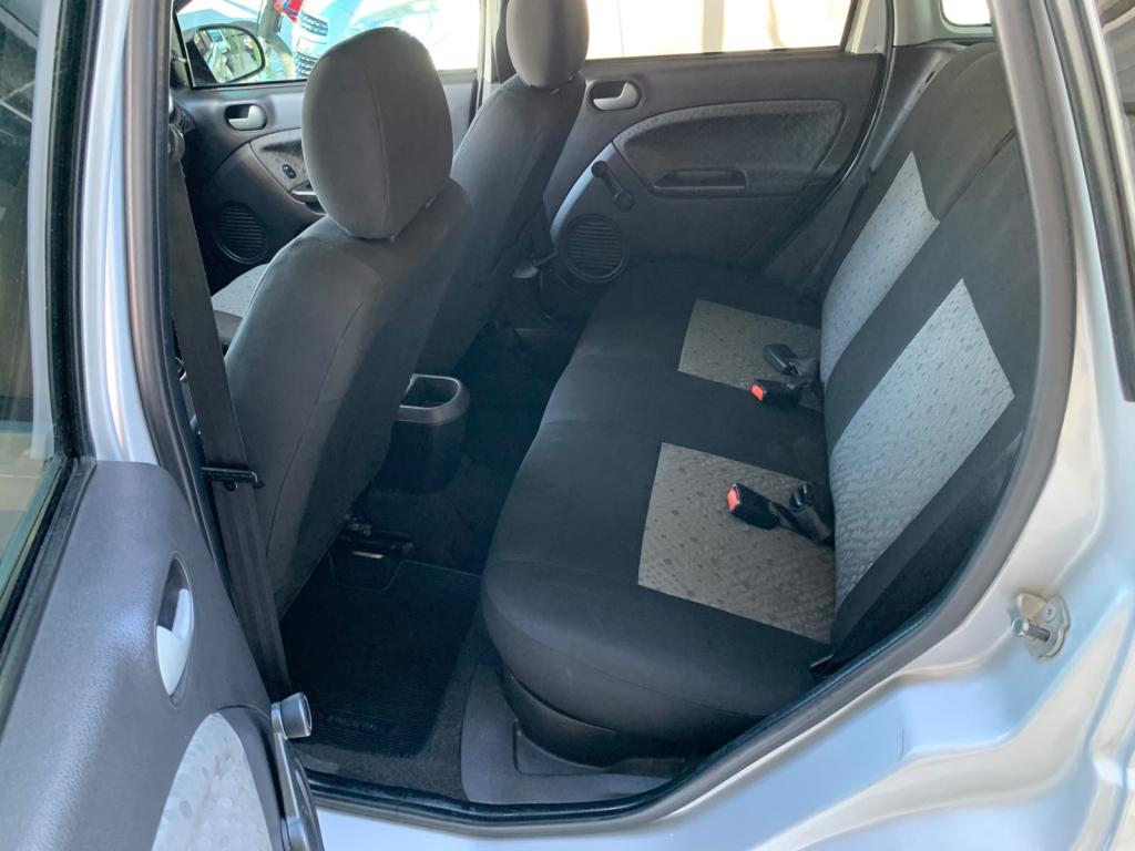 FORD Fiesta Hatch - Foto