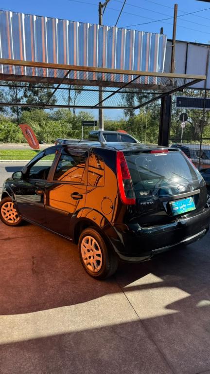 FORD Fiesta Hatch - Foto