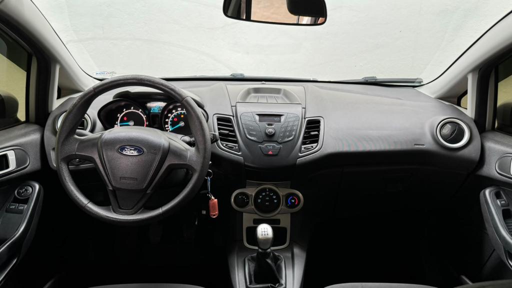 FORD Fiesta Hatch - Foto