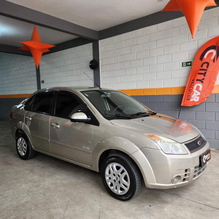 FORD Fiesta Sedan - Foto