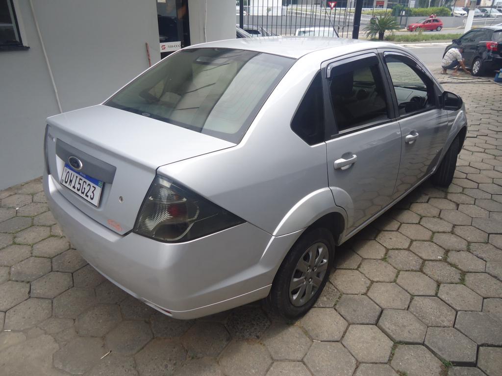 FORD Fiesta Sedan - Foto