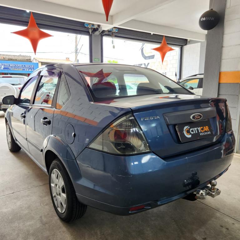 FORD Fiesta Sedan - Foto