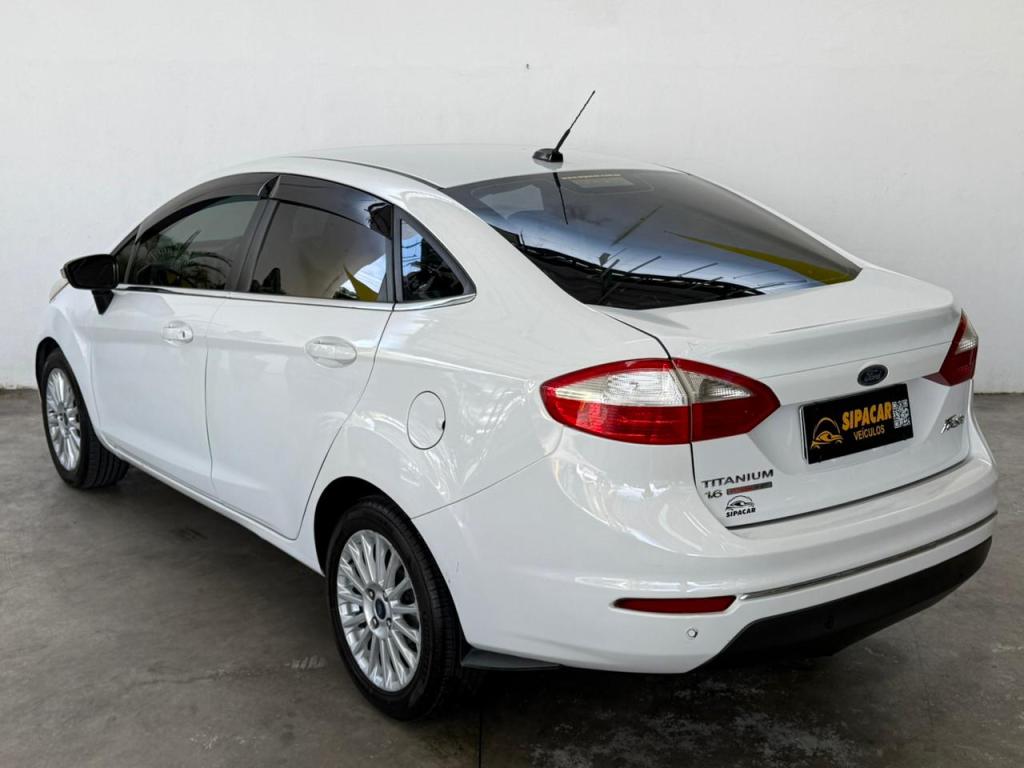 FORD Fiesta Sedan - Foto
