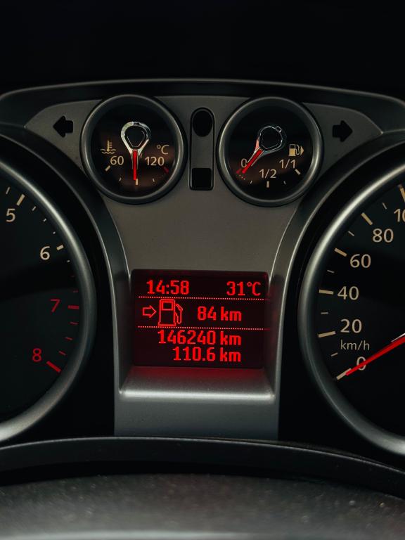 FORD Focus Sedan - Foto