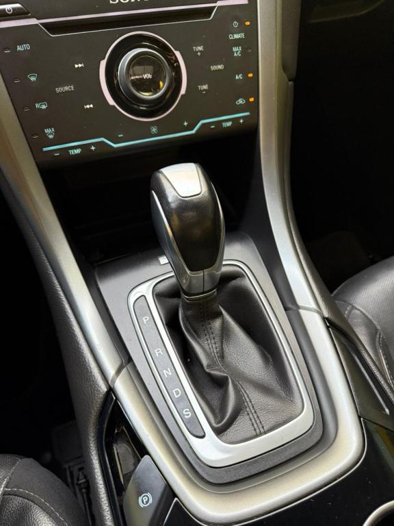 FORD Fusion - Foto