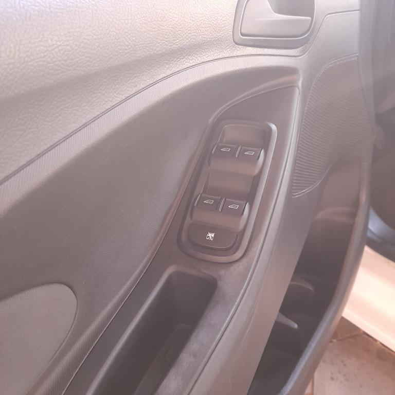 FORD Ka Hatch - Foto