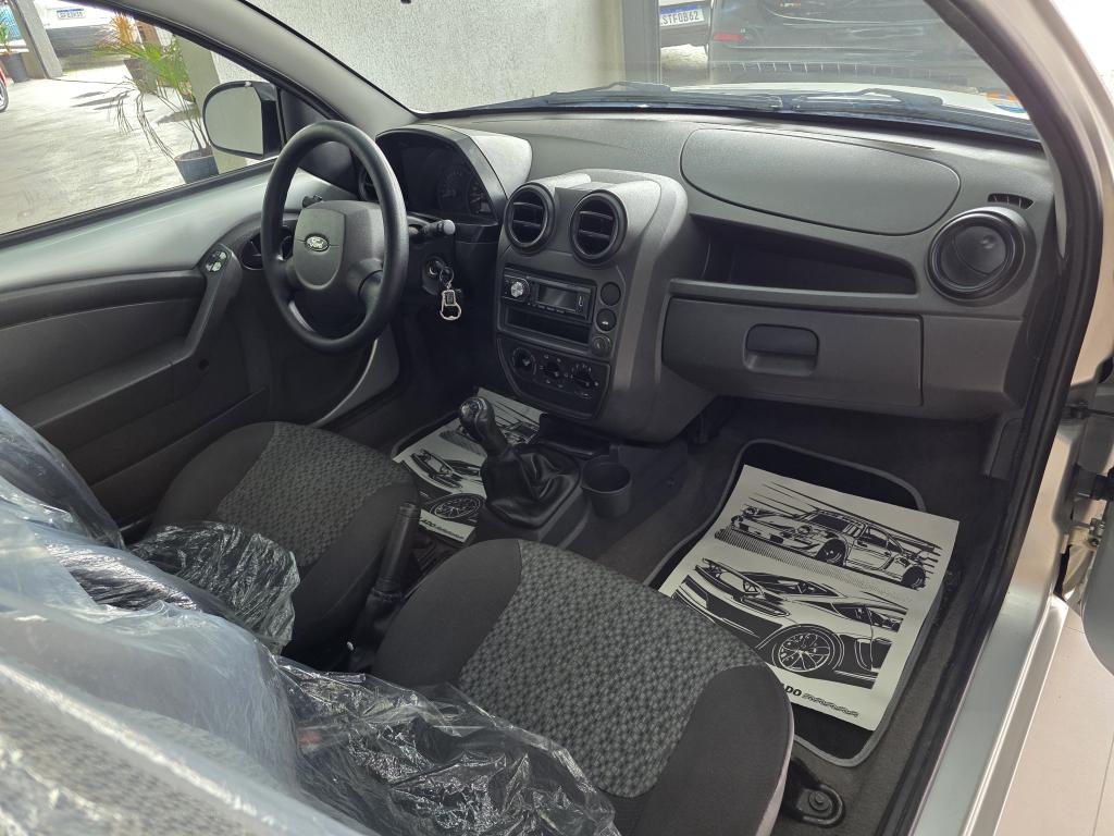 FORD Ka Hatch - Foto