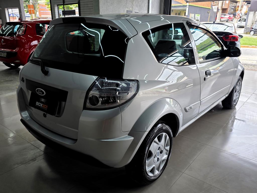 FORD Ka Hatch - Foto