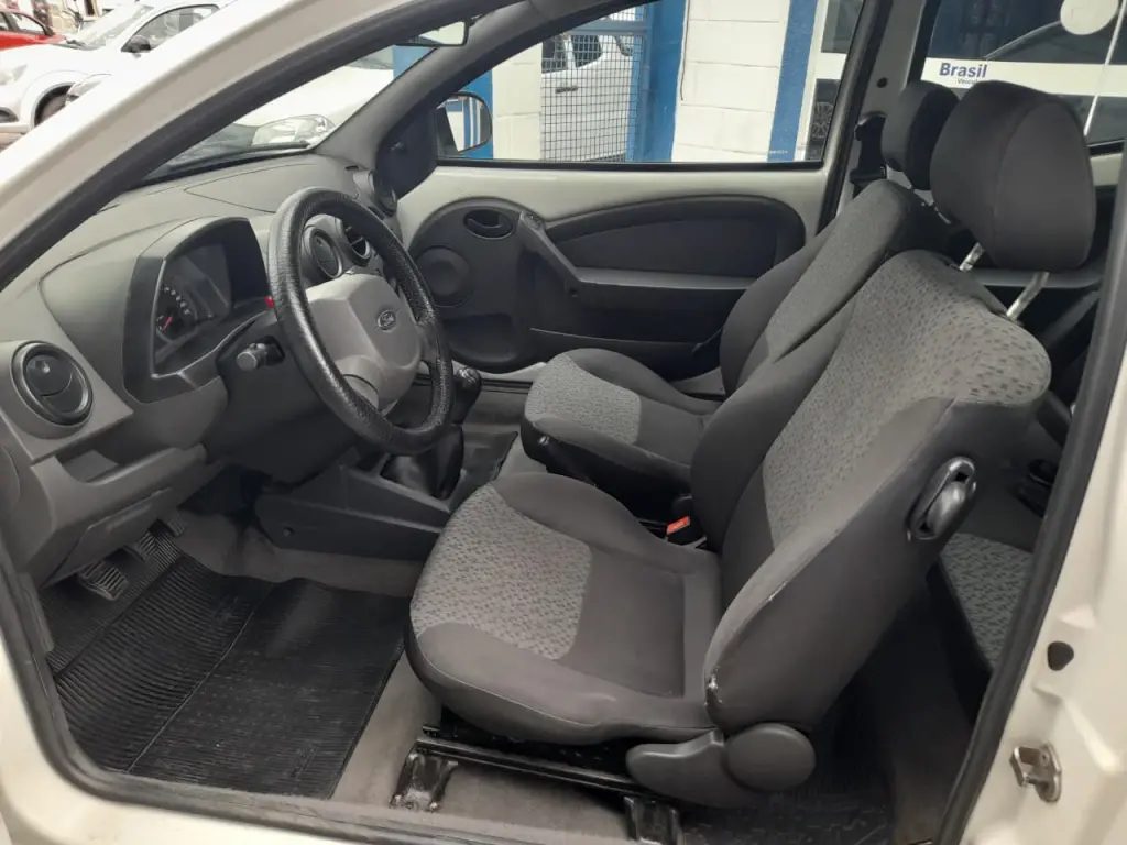 FORD Ka Hatch - Foto