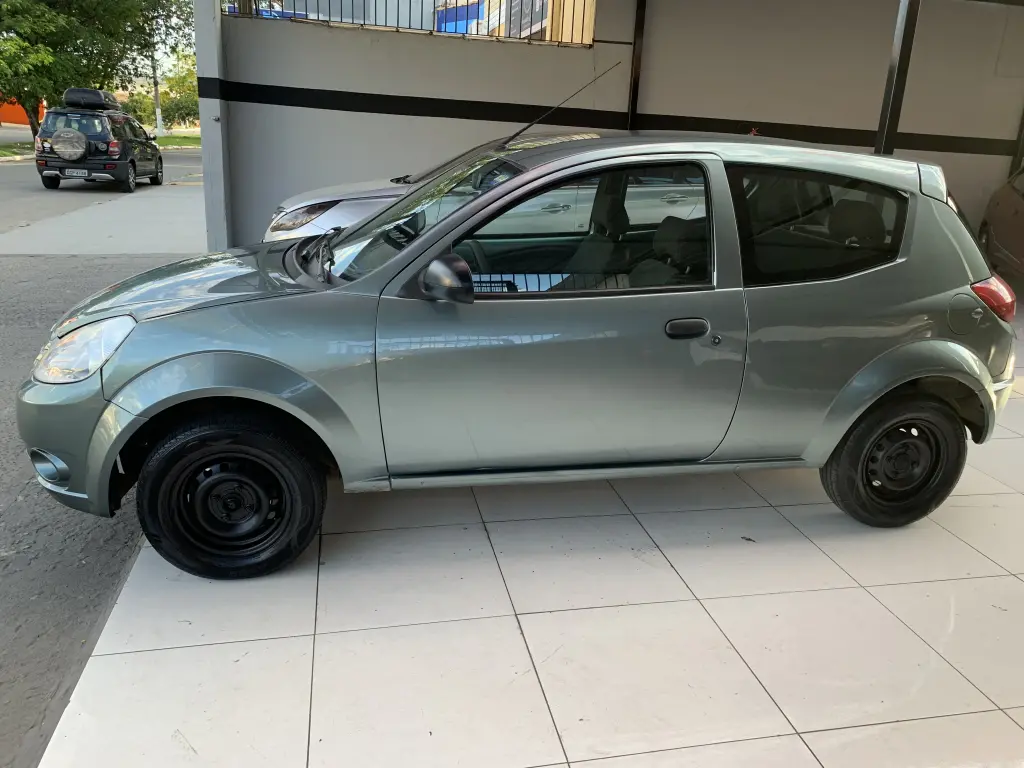 FORD Ka Hatch - Foto