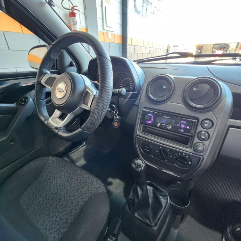 FORD Ka Hatch - Foto