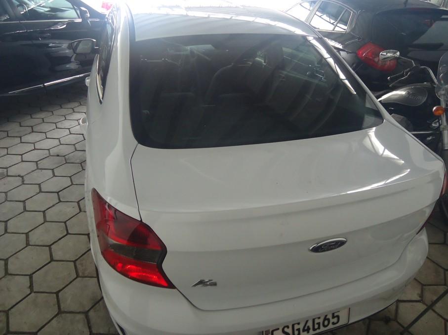 FORD Ka + Sedan - Foto