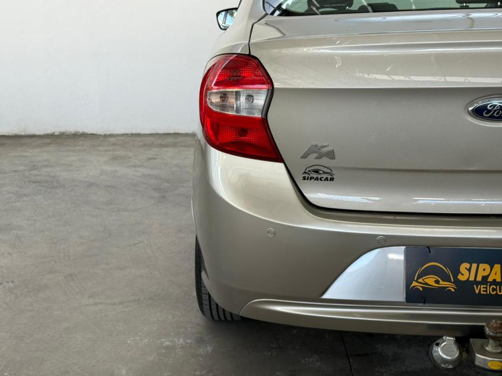 FORD Ka + Sedan - Foto