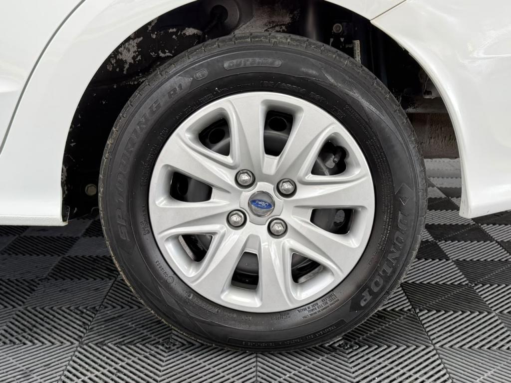 FORD Ka + Sedan - Foto