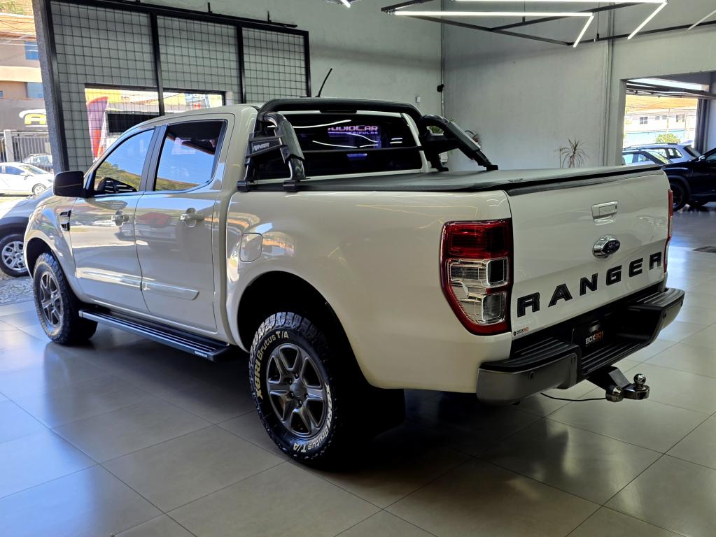 FORD Ranger - Foto