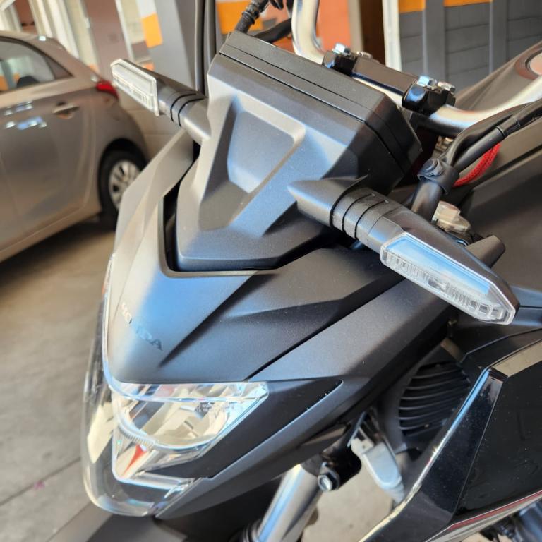 HONDA CB 300 F Twister - Foto
