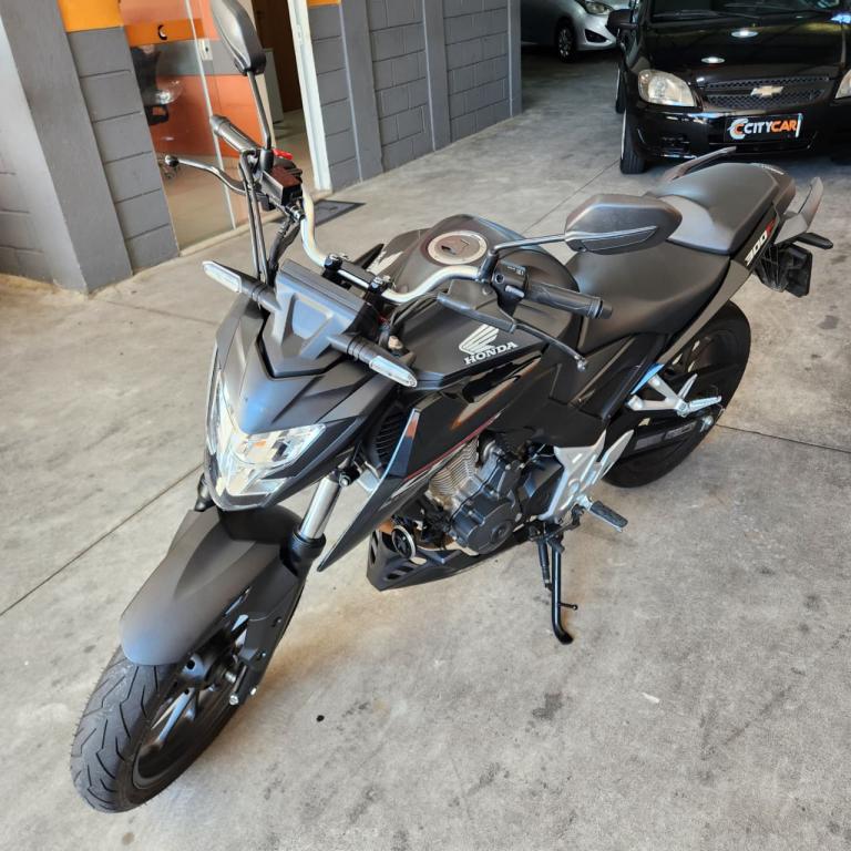 HONDA CB 300 F Twister - Foto