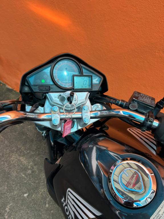 HONDA CB 300 R - Foto
