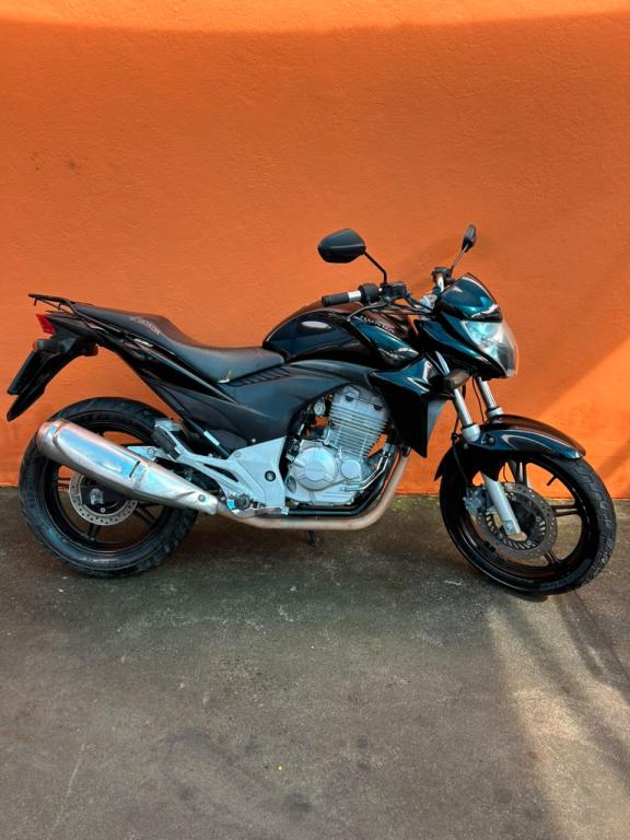 HONDA CB 300 R - Foto