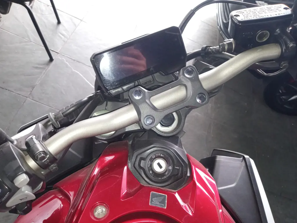 HONDA CB 650 R - Foto