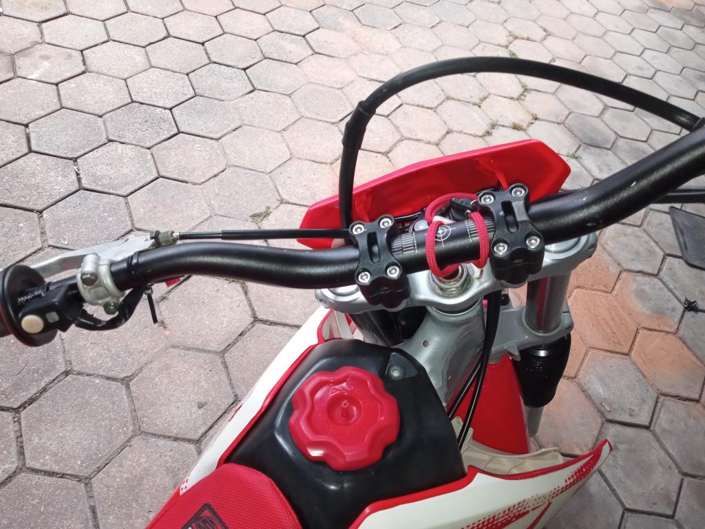HONDA CRF 250 - Foto