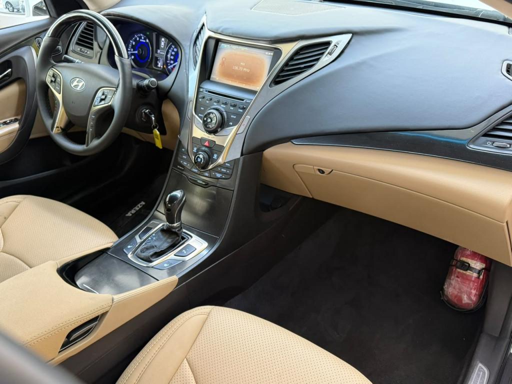 HYUNDAI Azera - Foto