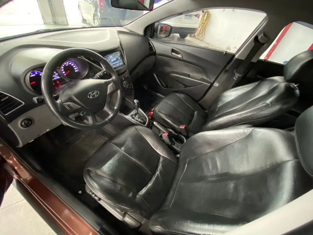 HYUNDAI HB 20 Hatch X - Foto