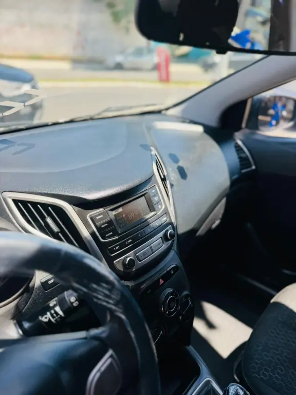 HYUNDAI HB 20 Hatch X - Foto