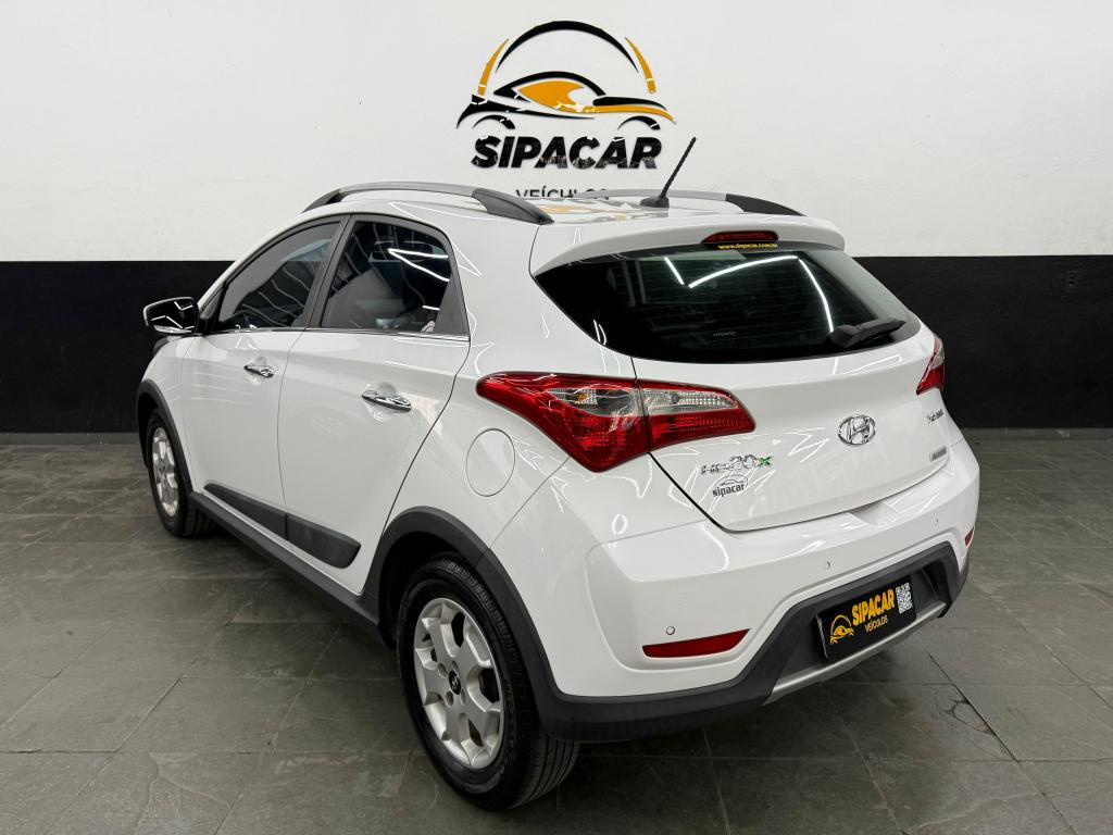 HYUNDAI HB 20 Hatch X - Foto
