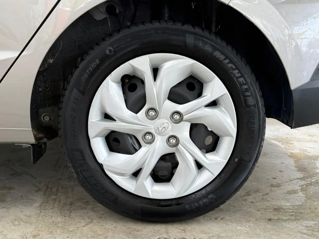 HYUNDAI HB 20 Hatch - Foto