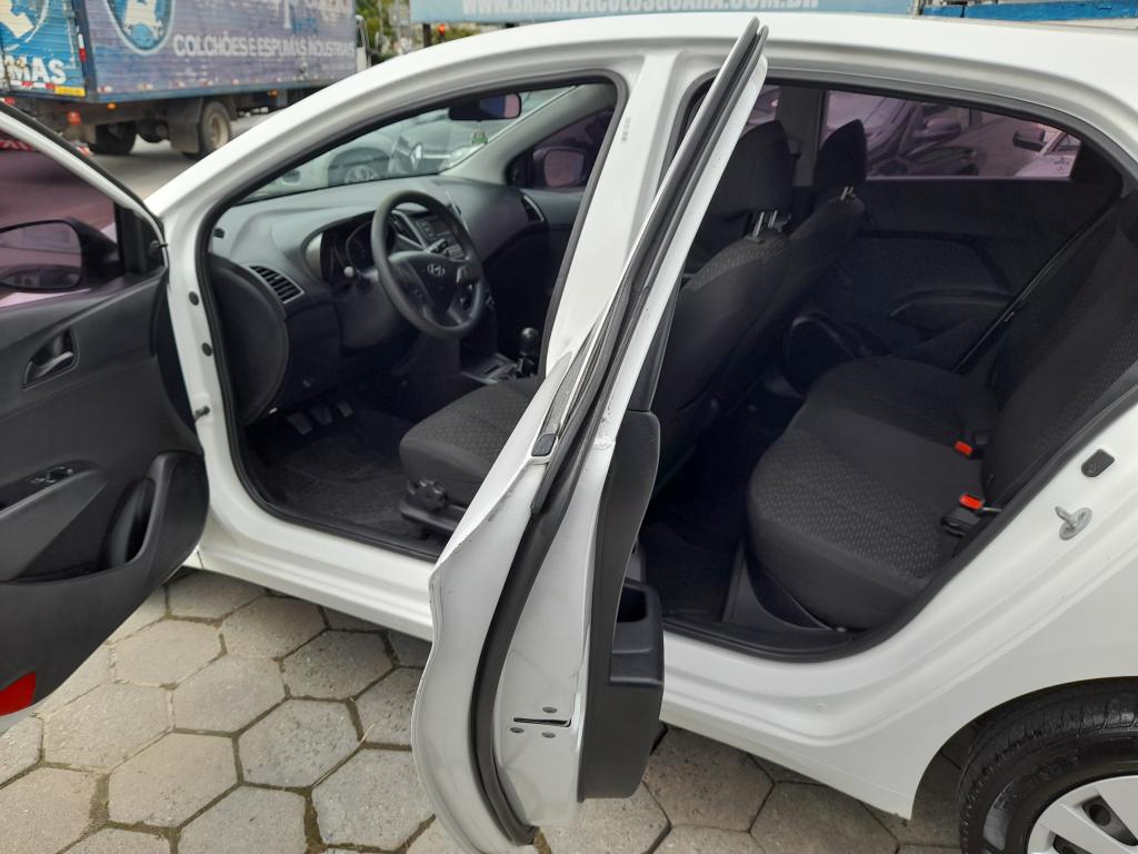 HYUNDAI HB 20 Hatch - Foto