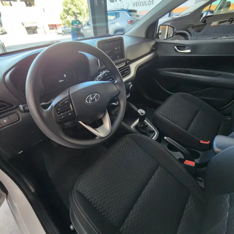 HYUNDAI HB 20 Hatch - Foto